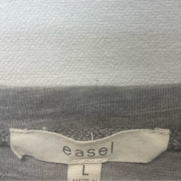 Easel Ruffle Hem Top Short Sleeve Asymmetrical Heather Gray T-shirt size large - Picture 4 of 9
